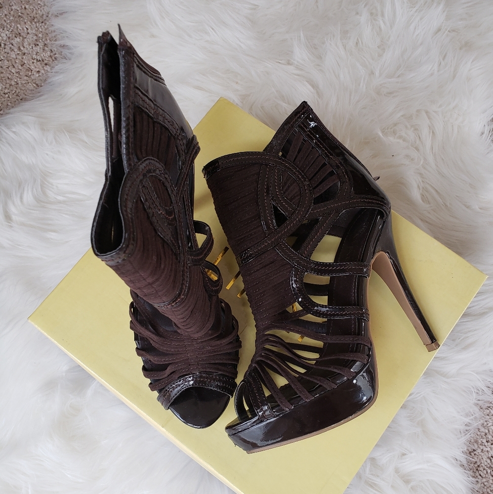 Liliana heels